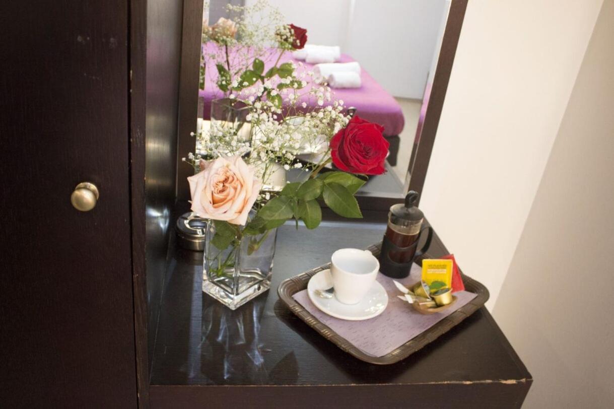 Inoh Hotel Athena Bagian luar foto