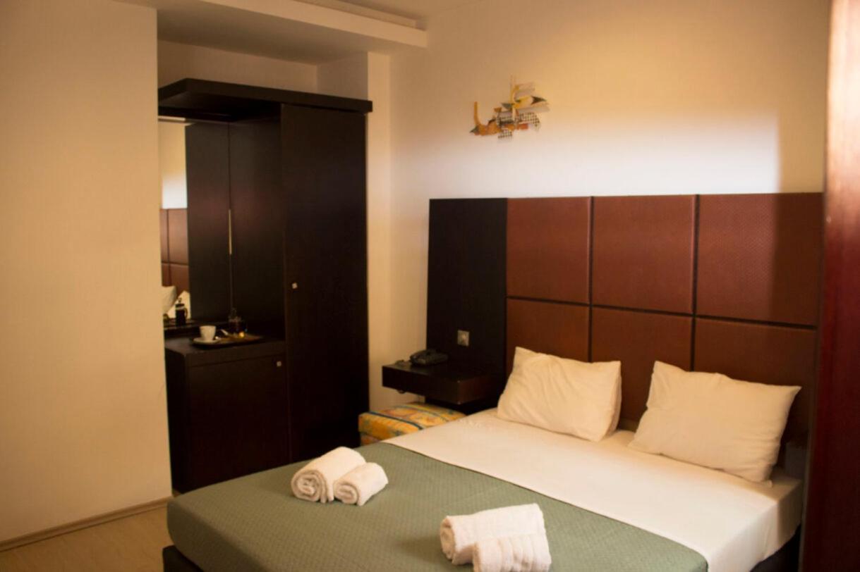 Inoh Hotel Athena Bagian luar foto